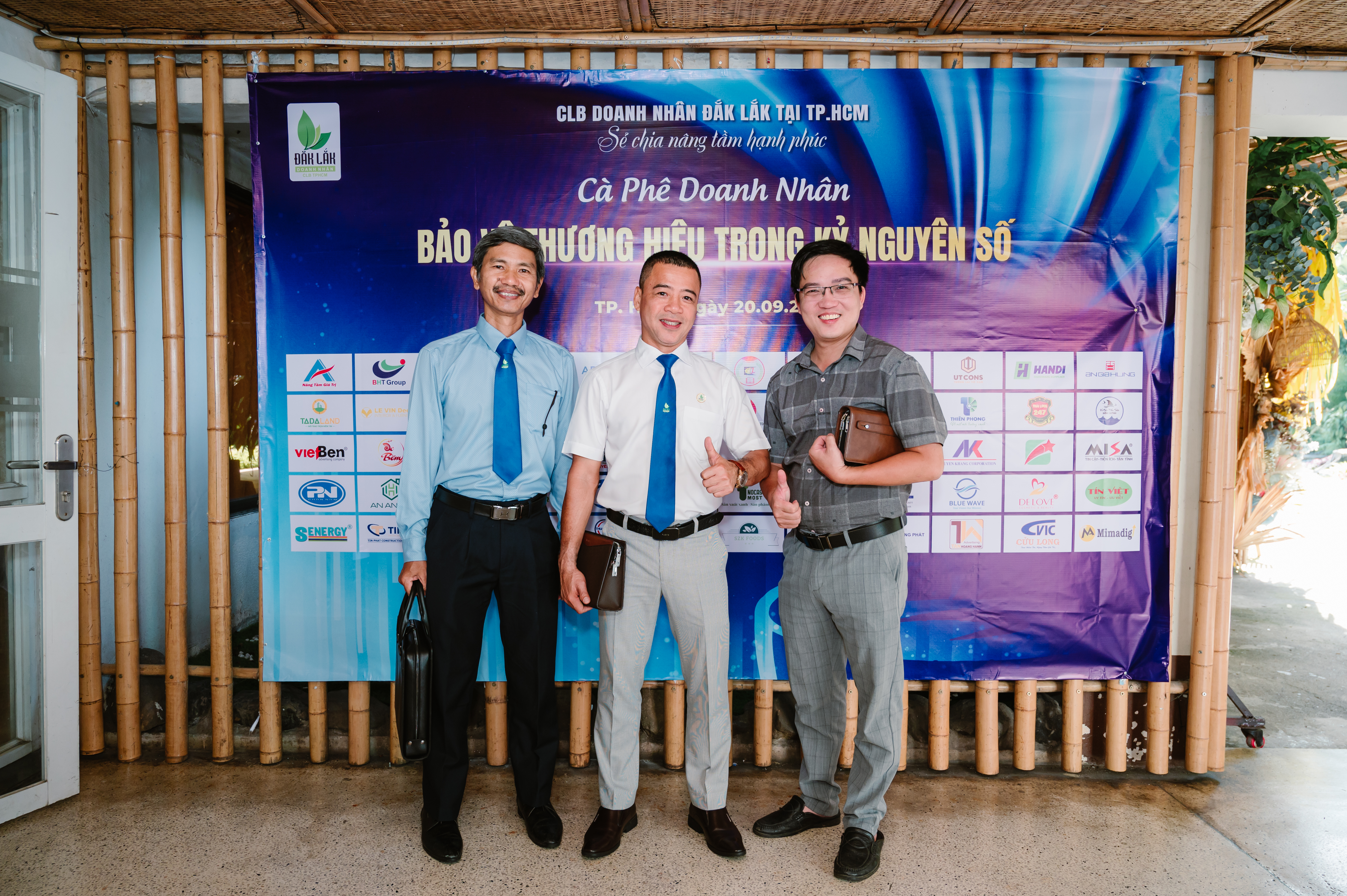 Quà Tặng Doanh Nghiệp Đắk Lắk
