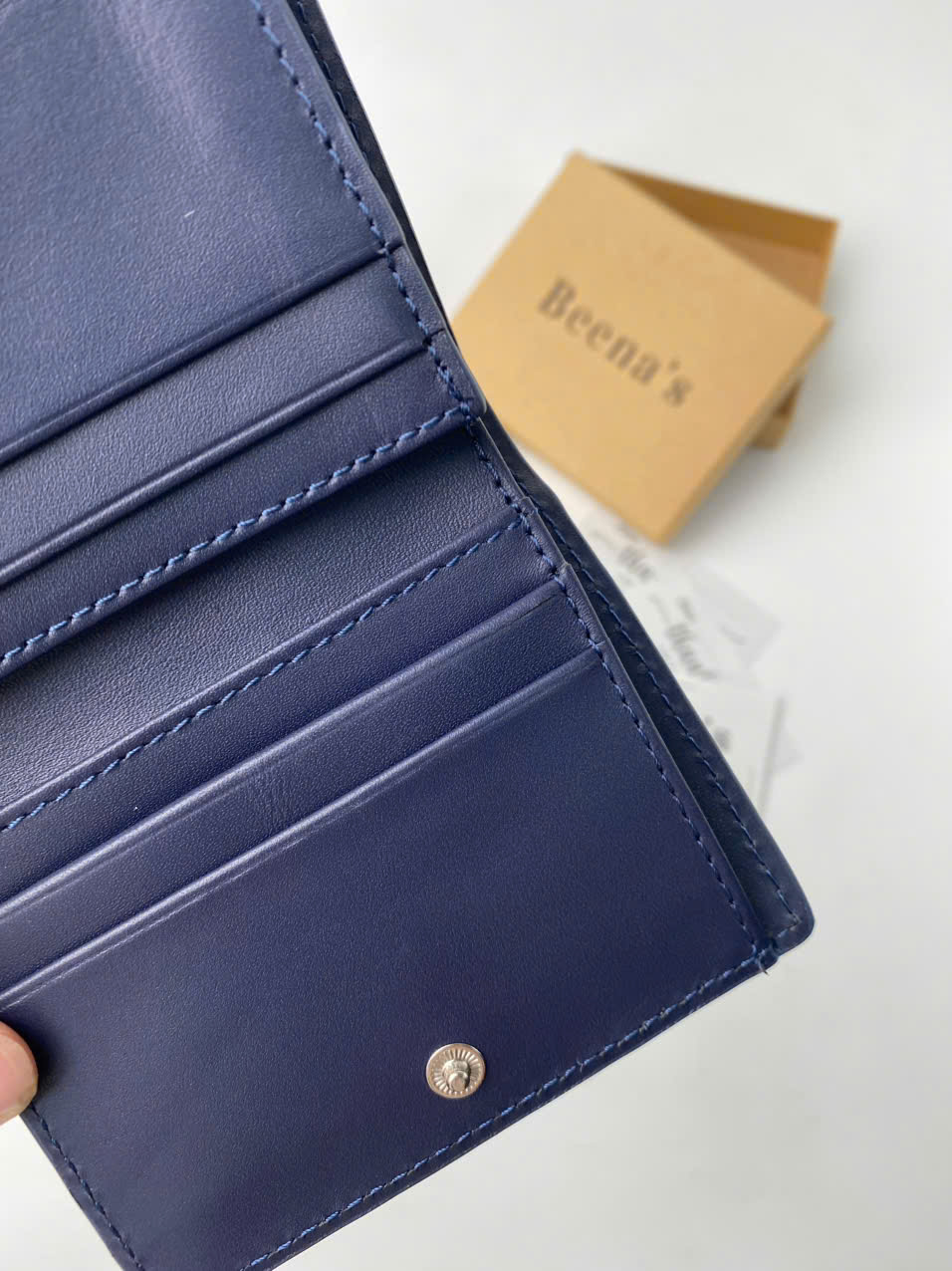 5 Tiêu chí chọn ví da cao cấp bạn nên biết