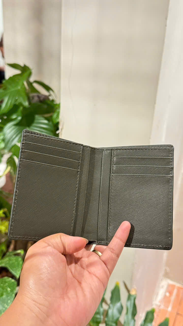 Mua túi xách và ví da cao cấp - Đáp ứng như cầu thời trang cao cấp