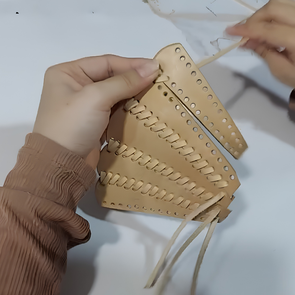 Những chi tiết quyết định chất lượng một chiếc túi da
