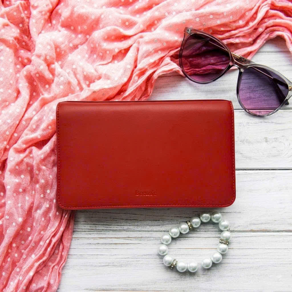 Phụ kiện da cao cấp - Phù hợp với phong cách tối giản 