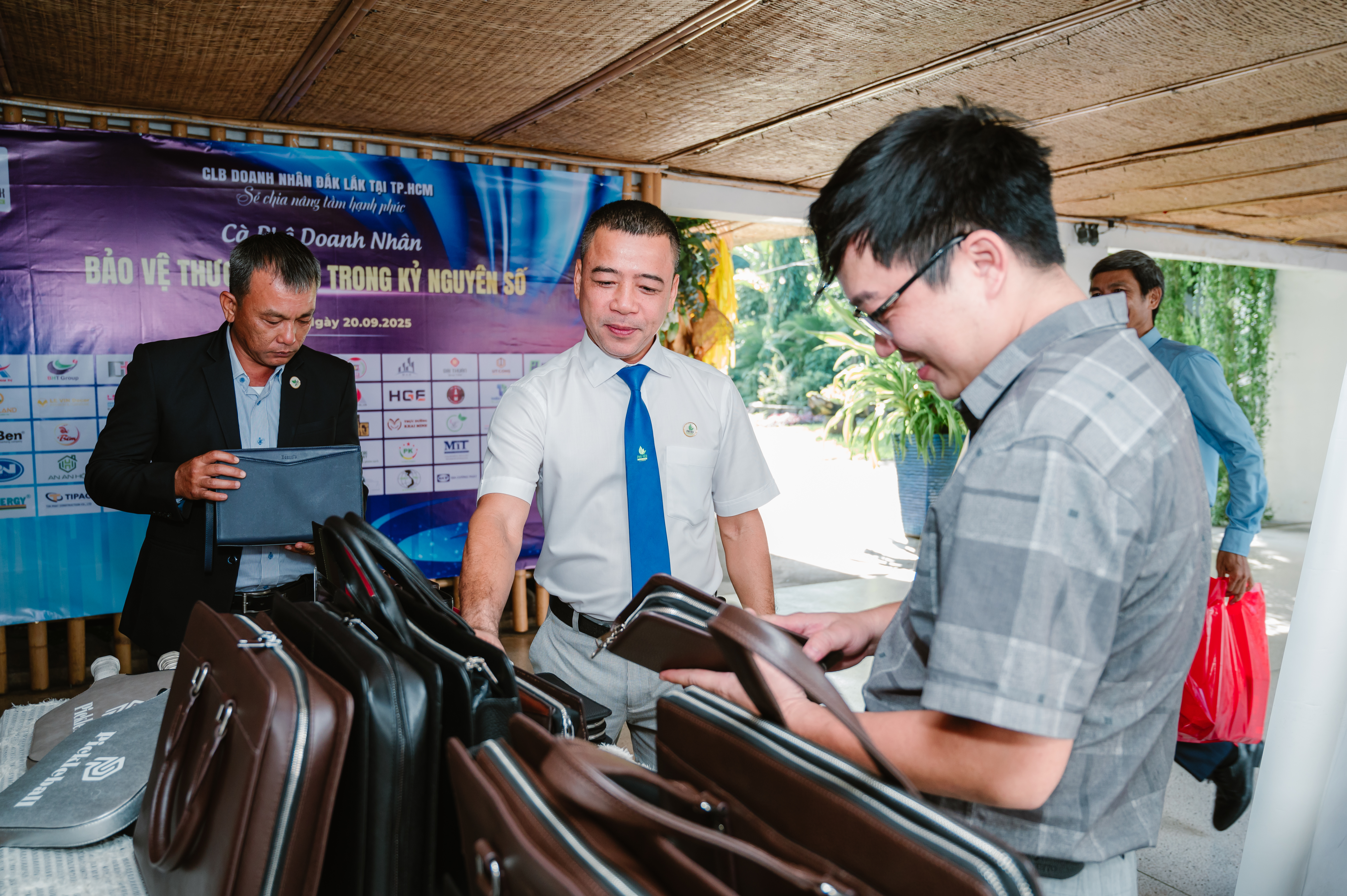 Phụ kiện cao cấp dành cho doanh nhân tại TP.HCM