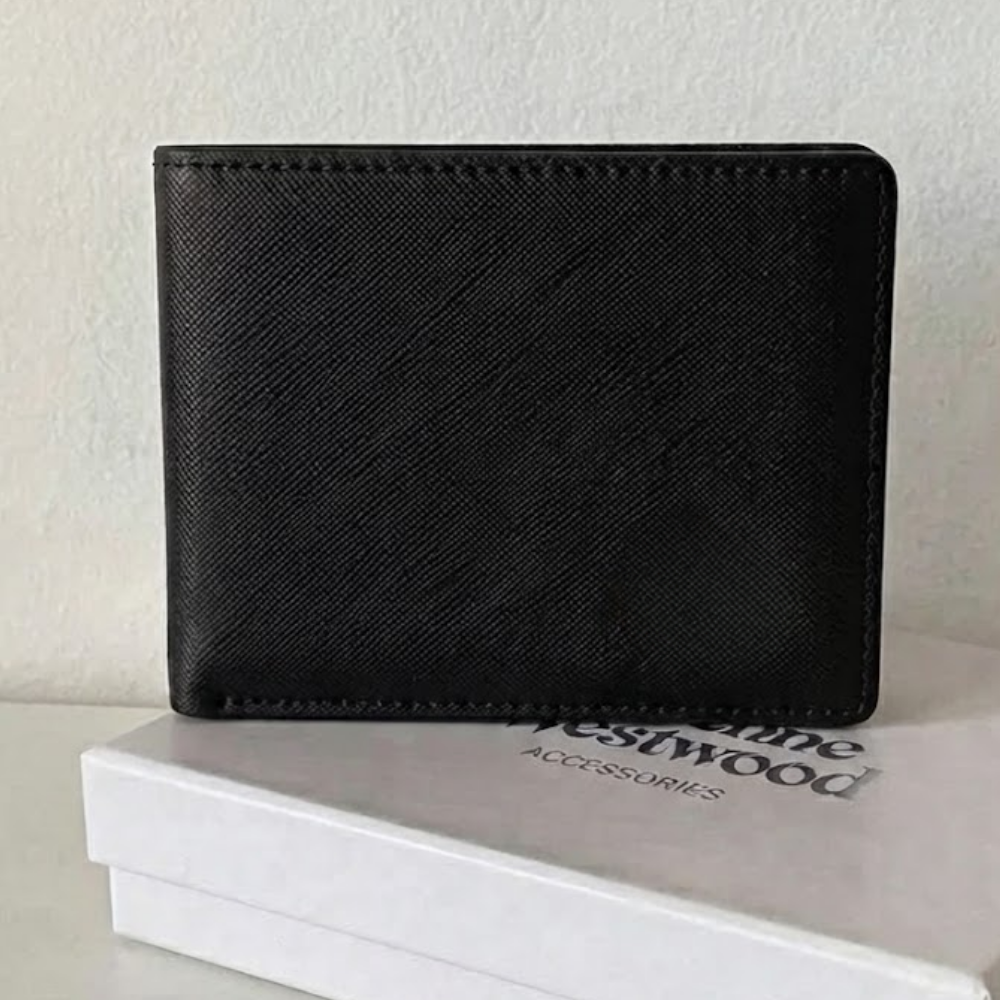 Từ chiếc ví đến mối quan hệ hợp tác lâu dài
