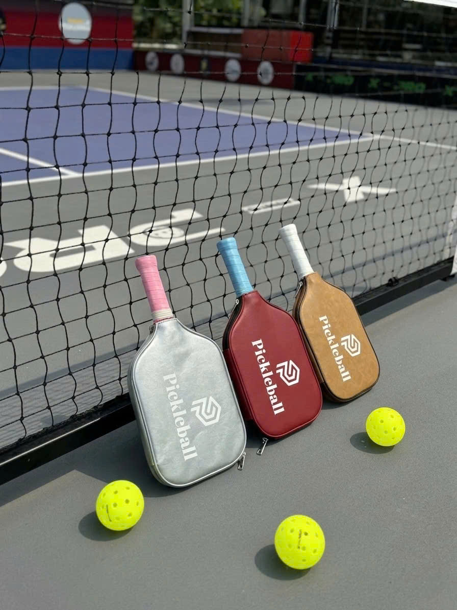 Túi Da Đựng Vợt Pickleball Làm Quà Tặng Độc Đáo Cho CLB