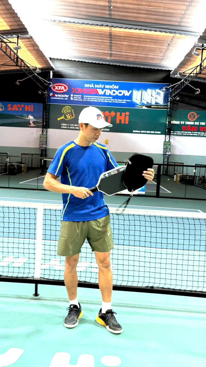 Túi da đựng vợt pickleball nhỏ gọn dễ mang theo