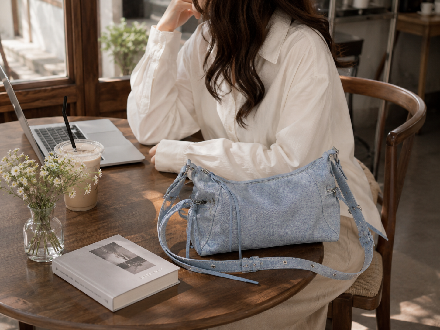Túi Xách Cao Cấp Cho Người Phụ Nữ Hiện Đại