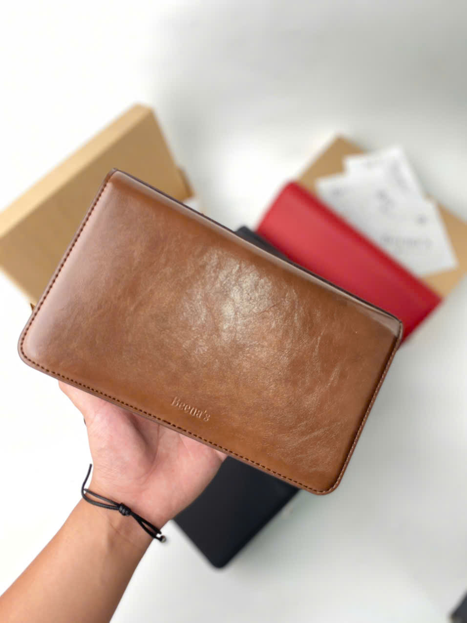 Ví da microfiber - Xu hướng ví da hiện đại nhẹ và bền 