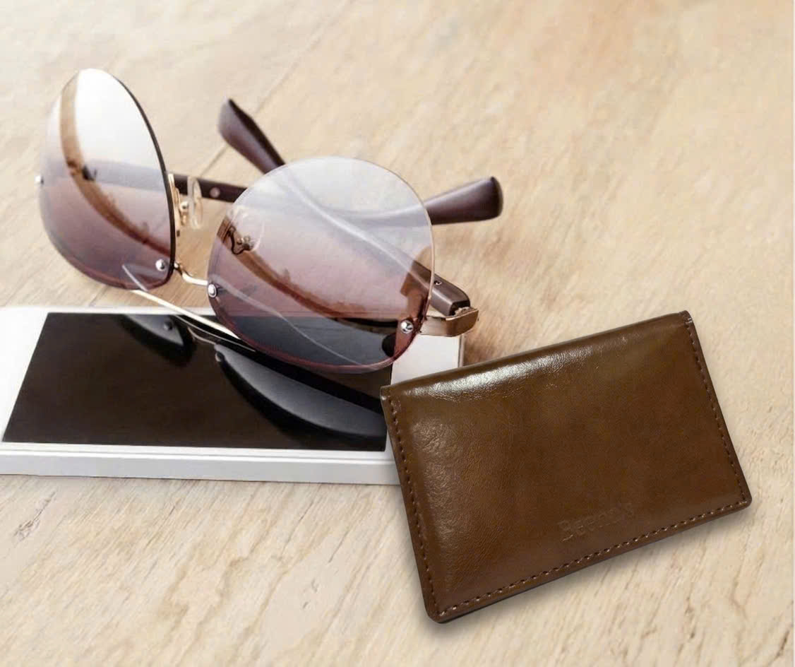 Vì sao ví da microfiber được ưa chuộng hiện nay ?